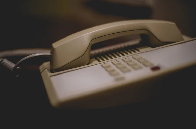 Alert RCB na telefonie: jak reagować i sprawdzić autentyczność