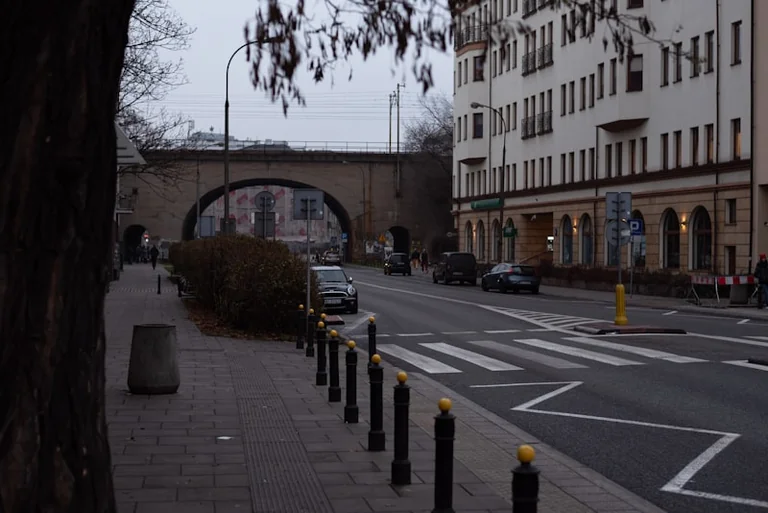 Centrum Warszawy z utrudnieniami. Zamknięcia ulic 16 sierpnia