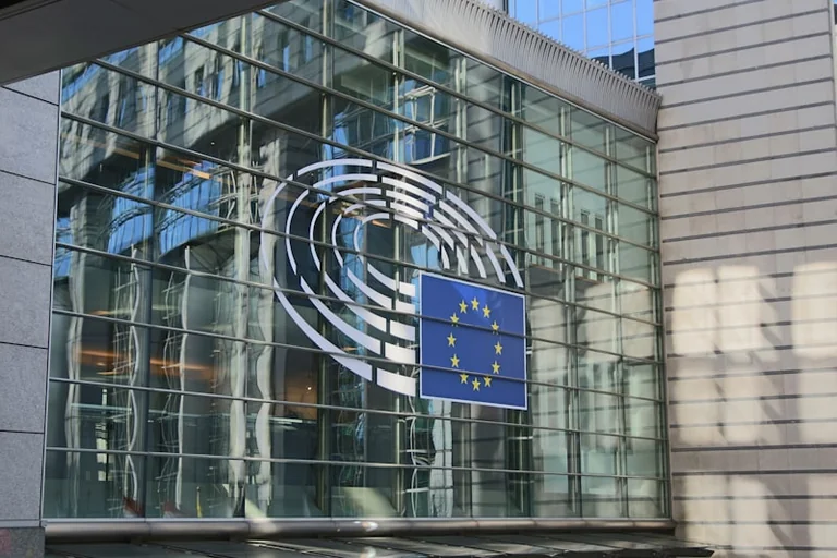 EBC obniży stopę 10 września? Skutki dla euro i kredytów