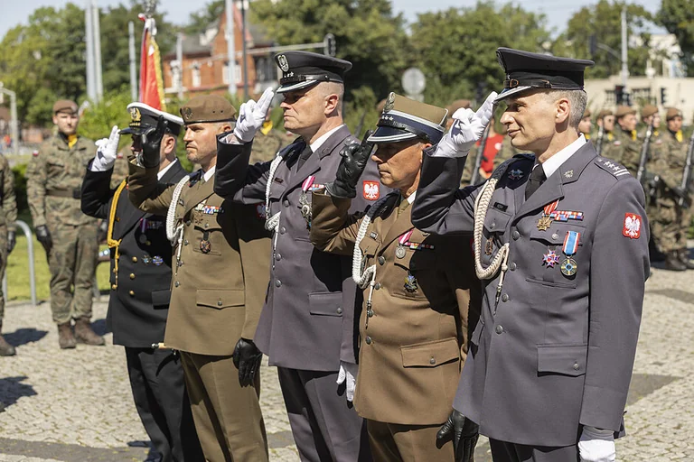 Gdańsk przed Świętem Wojska Polskiego. Tak oddano hołd