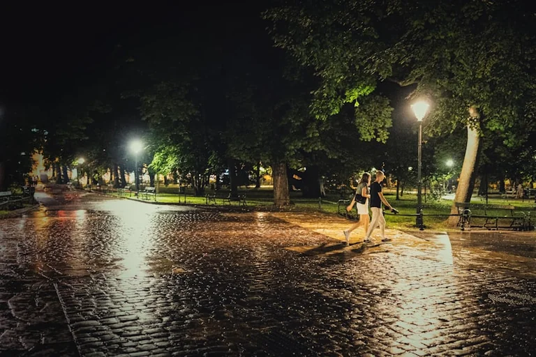 Kraków 15 sierpnia: dwa spokojne spacery na wieczór
