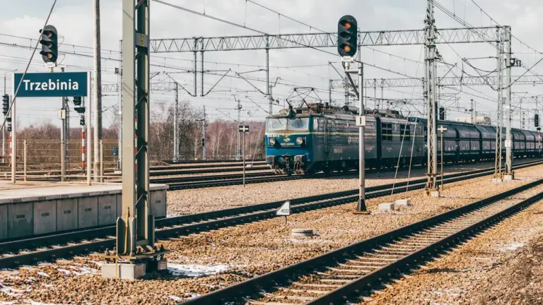Nowy rozkład: najszybsze Kraków–Warszawa 30 minut krócej