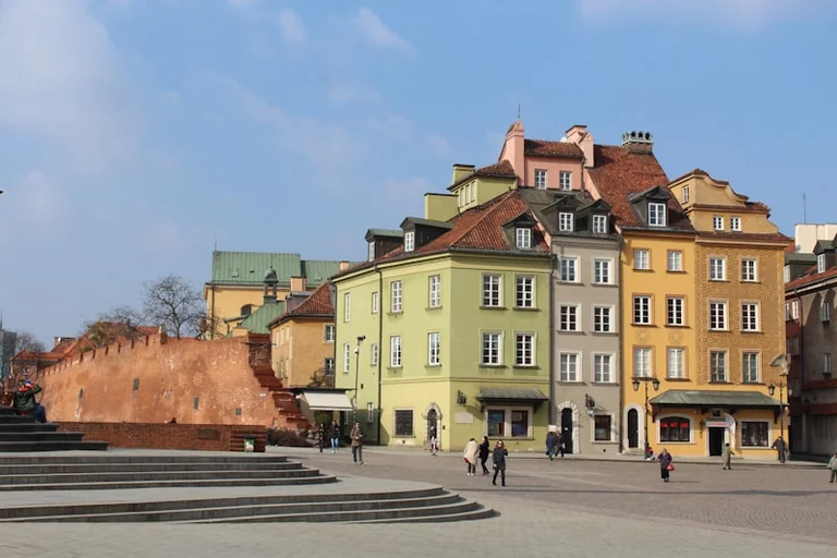 Warszawa na weekend 15–16 sierpnia: trzy plany na pogodę
